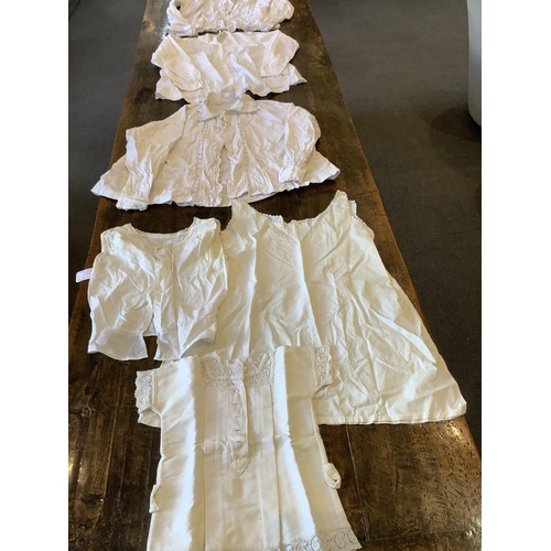 98 - 19th / early 20th century French ladies cotton and linen blouses and camisoles, including: two colla... 