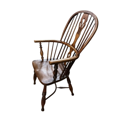 2069 - A Windsor chair, early 19th century, Thames Valley/Midlands, elm, ash and fruitwood, width 56cm, dep... 