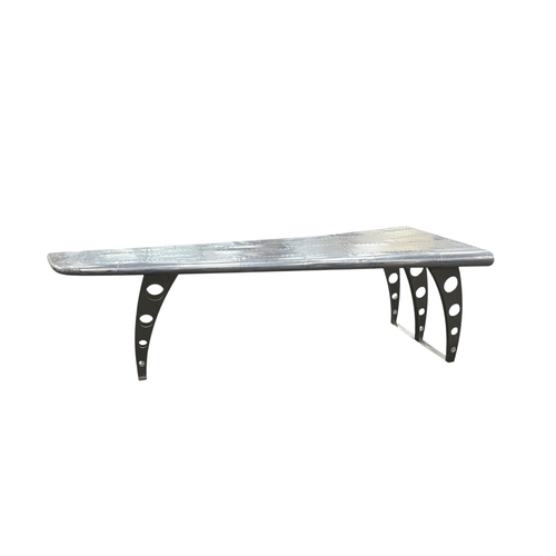 2074 - An Aviator style aluminium covered 'aircraft wing' desk / console table, manner of Timothy Oulton, l... 