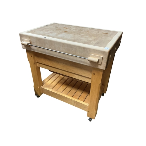 2095 - A modern Smallbone butcher's block, width 70cm, depth 91cm, height 91cm
