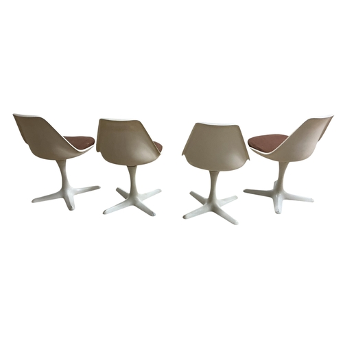 2101 - An Arkana Tulip table, diameter 121cm, height 72cm and four chairs