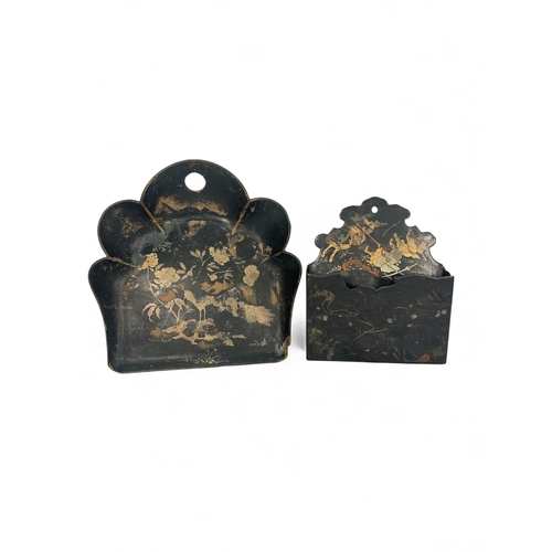 124 - Antique black lacquered wooden crumb tray and matching letter holder with gilt Chinoiserie decoratio... 