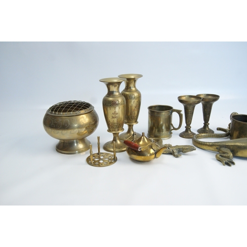 84 - An Assortment of Vintage Southeast Asian Engraved BrasswareAn assortment of vintage decorative bra... 