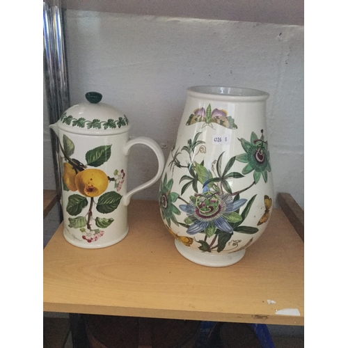 107 - A Portmeirion soup tureen, cover and ladle,
decorated with passion flower, together with vase, rolli... 