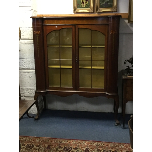 364 - An Edwardian mahogany and inlaid display cabinet,
with garland and ribbon swag detail and chequer st... 