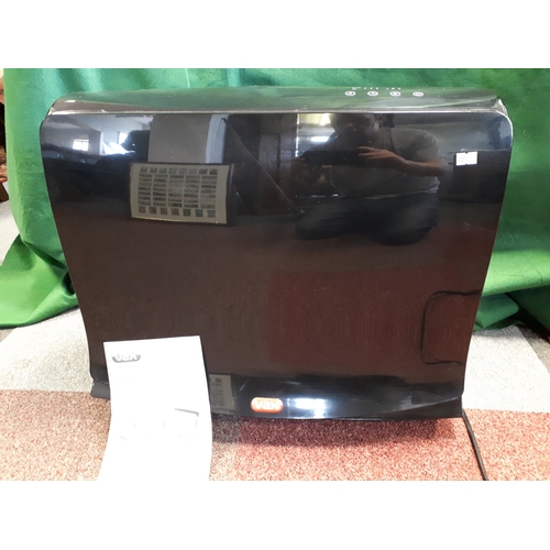 272 - A Vax Air Purifier -