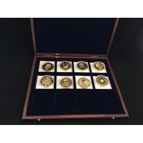 179 - A quantity of mostly cupro-nickel coins 
including 'Most Famous Coin Replicas' and 'International Co... 
