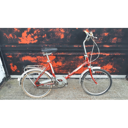 395 - A Windsor folding bicycle -