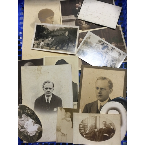 236 - A collection of photographs, 
postcards and ephemera relating to the Blanchard family of Blandford, ... 