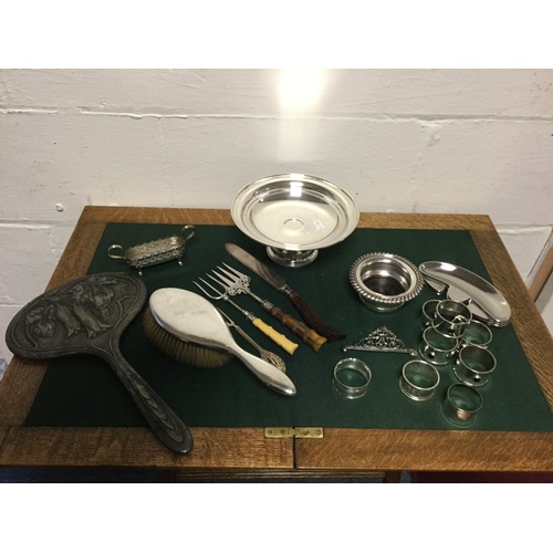 57 - A mixed lot of metalwares, including silver faced hand mirror, pewter mounted mirror, silver and oth... 