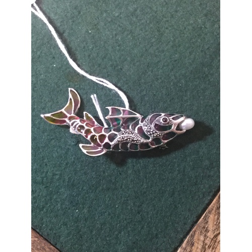 84 - A silver and plique a jour enamel brooch, designed as a fish -