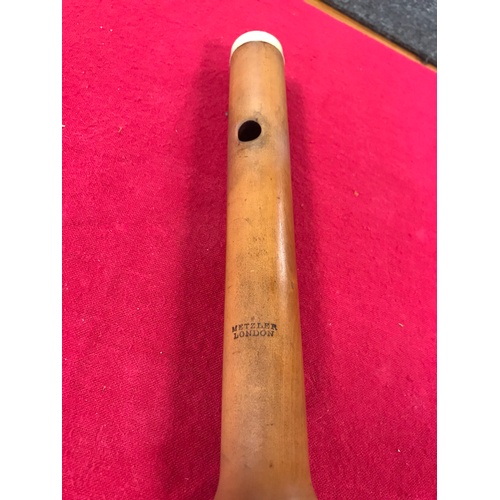 283 - A 19th century ivory mounted boxwood flute, by Metzler -