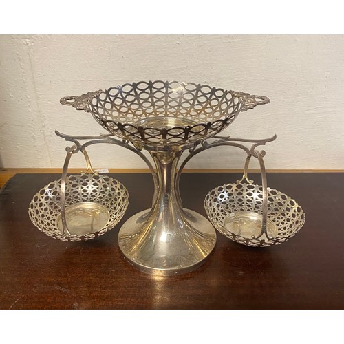 8 - An early 20th century silver basket epergne, Birmingham 1911, the central stand with pierced top and... 