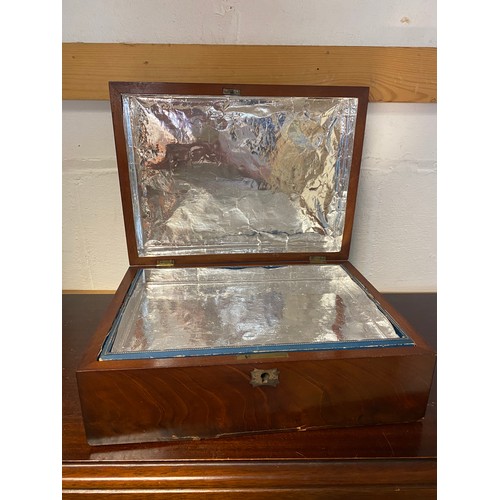 48 - A 19th century jewellery box, with lift out tray and lined interior -