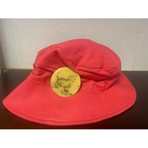 197 - Tracey Emin: a Mice canvas hat, with original cat badge -