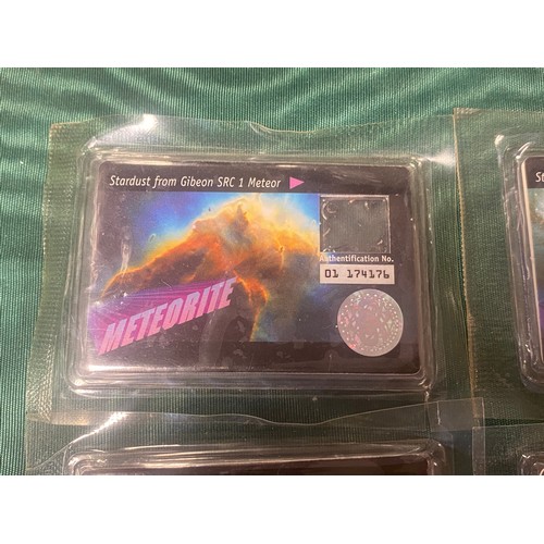 204 - Of Space interest: a collection of 20 sealed stardust/meteorite fragment cards -