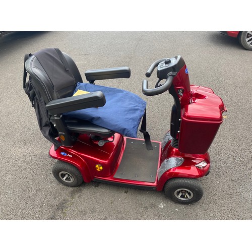 406 - An Invacare Leo mobility scooter -