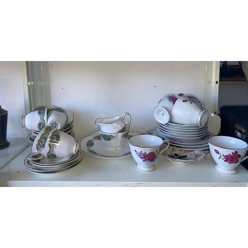 111 - A Royal Tara teaset and other teawares -