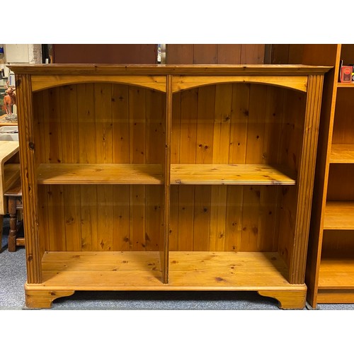 442 - A large pine bookcase -