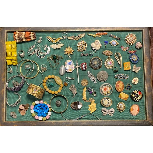 Lot 18        