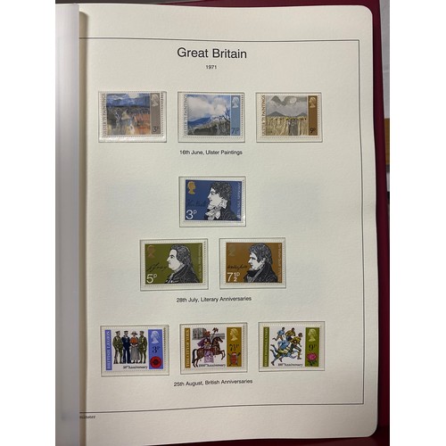 354 - Stamps - The Great British Collection, in three printed albums -