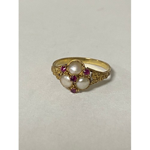 139 - A Victorian pearl and ruby ring -