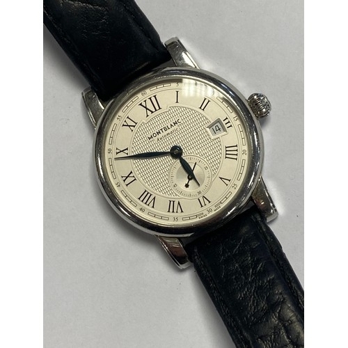 40 - A gent's automatic Montblanc wristwatch, with signed dial with Roman markers, date aperture and subs... 