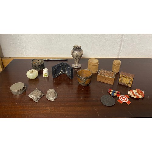 274 - A small mixed lot, including a wooden cup with white metal mounts, miniature boxes etc -