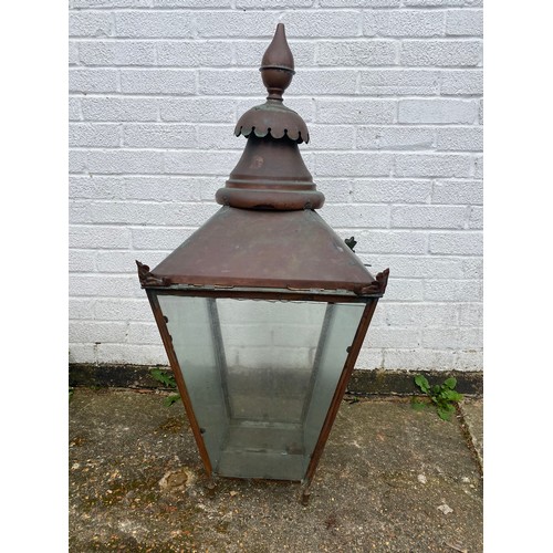 355 - A copper gas lamp, with four glass panels -