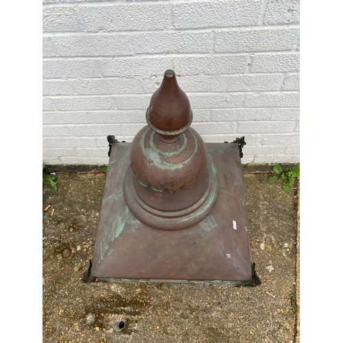 355 - A copper gas lamp, with four glass panels -