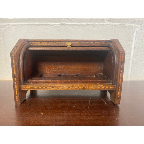 274 - An oak inkstand with roll top -