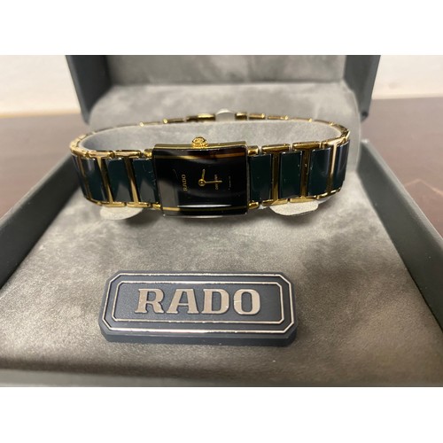 98 - A lady's Rado Diastar wristwatch, with ceramic case and strap, boxed, with additional links -