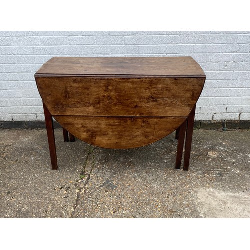 351 - A 19th century oak gateleg table -