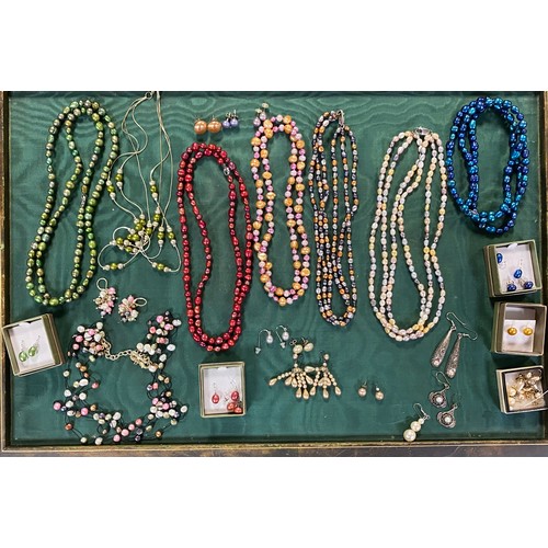 76 - A quantity of Honora Pearls freshwater pearl necklaces and earrings, some silver mounted -