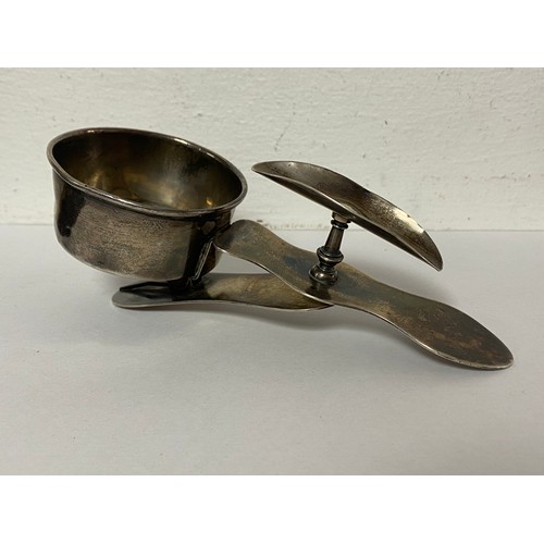 45A - An Edwardian silver portable/travelling cigar ashtray, Goldsmiths & Silversmiths Co, London 1910, wi... 