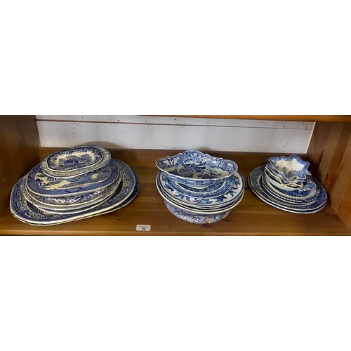 86 - A quantity of blue and white transfer decorated wares -