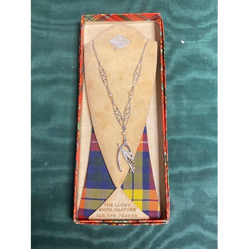 14 - A quantity of costume jewellery, silver brooch etc -