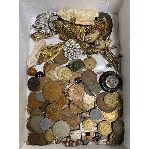 23 - A mixed lot, including lighters, watches, costume jewellery etc -