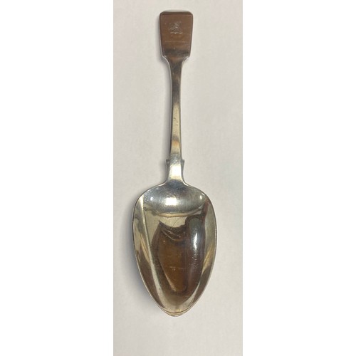 30 - An Irish Victorian silver tablespoon, Dublin 1841 -