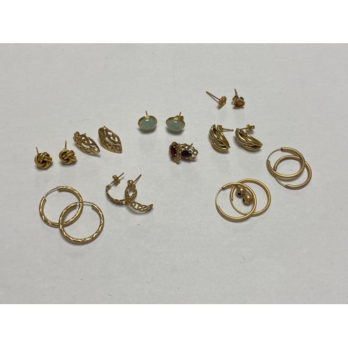 106 - A group of mostly 9ct gold earrings, some gem set -