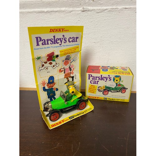 204 - Dinky: 477 Parsley's Car Morris Oxford (Bull Nosed), boxed -