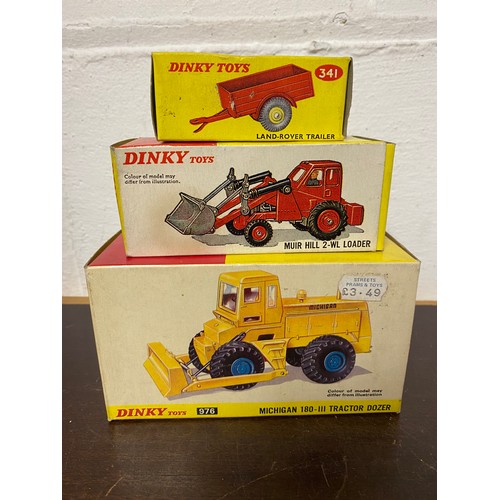 217 - Dinky: 976 Michigan 180-111 Tractor Dozer,                                     
437 Muir Hill 2-WL L... 