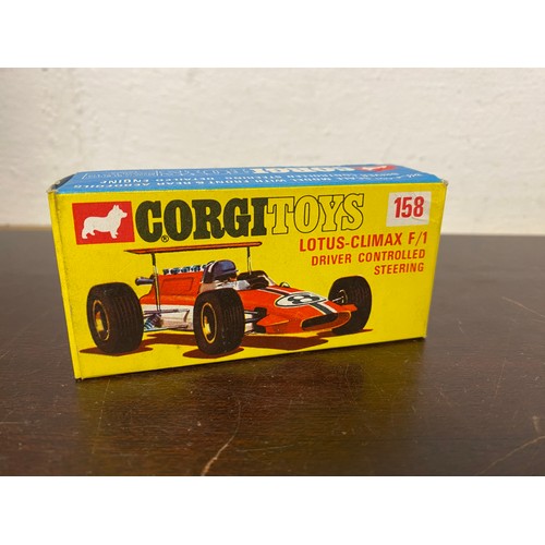 225 - Corgi: 1 58 Lotus Climax F/1, boxed -