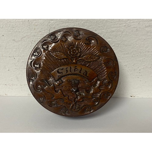 87 - An antique carved hardwood snuff/tobacco box, possibly commemorating the 1800 Act of Union, carved w... 