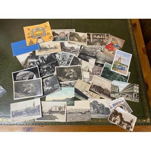 305 - Postcards: a collection of loose postcards, many to same recipient, including EVII, undivided backs,... 