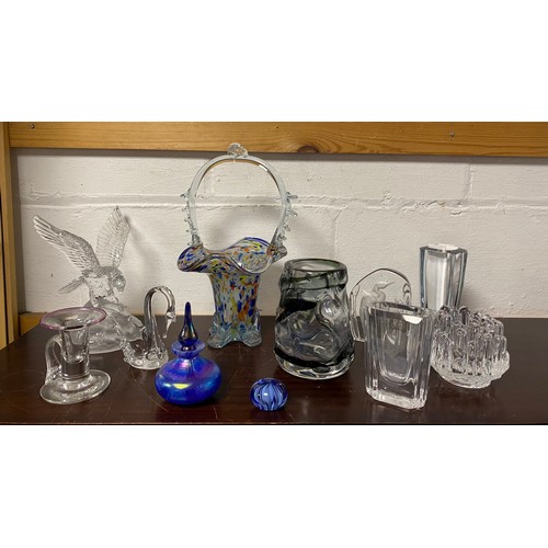 148 - A Whitefriars knobbly vase, pattern 9608, and other glassware -