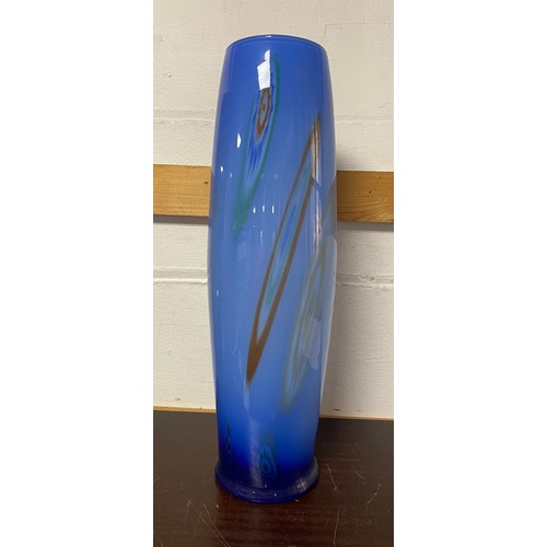 160 - A modern mottled blue glass vase -