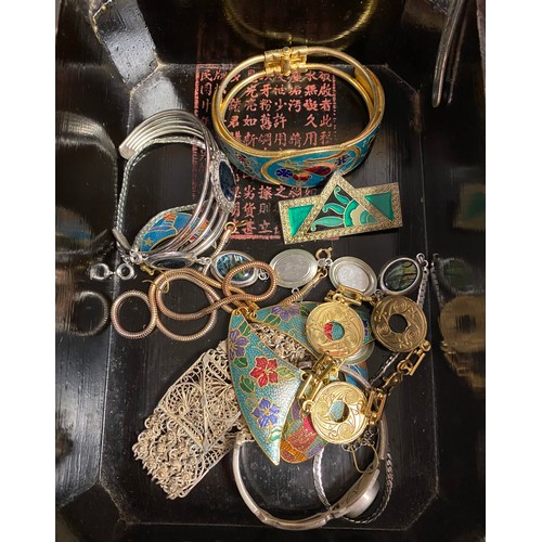 42 - A Chinese box containing cloisonné and other jewellery items, and another box of costume jewellery -