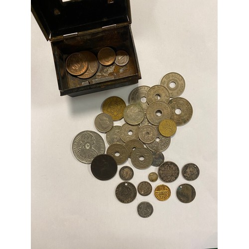 240 - Coins: a small quantity, to include some silver -