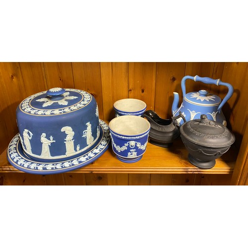 133 - A Wedgwood jasperware cheese dome and plate, together with a jasperware teapot and cover etc -